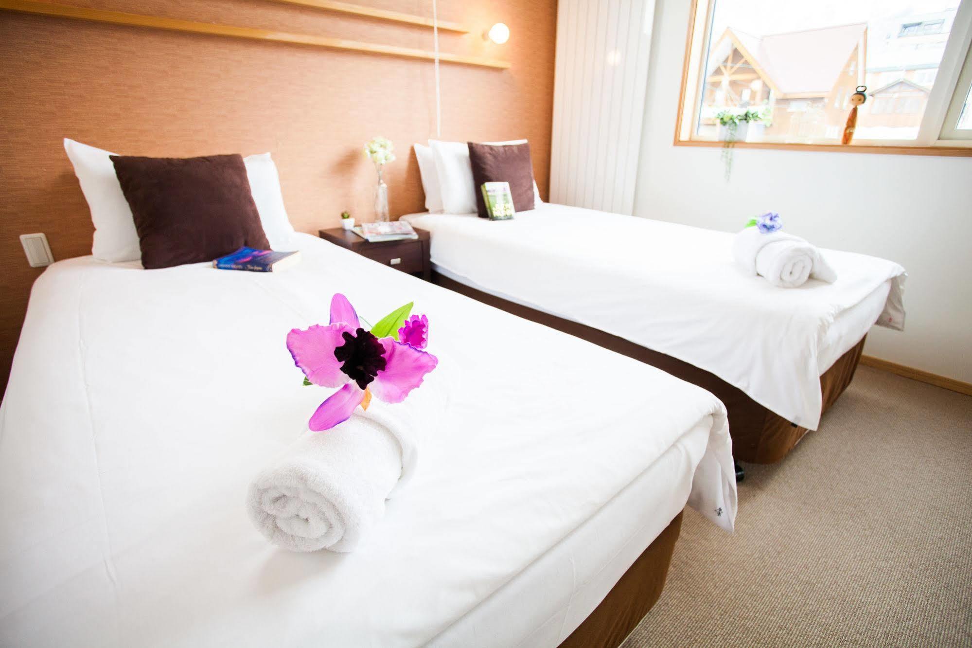Yuki Yama Apartments Ōmagari Eksteriør billede